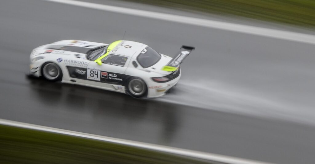 P8 for Primat in rain-lashed Nurburgring finale