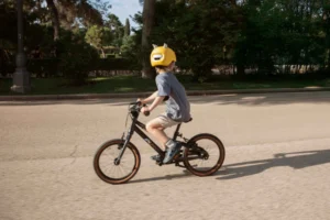 UNIT 1 partners up with PUKY to launch the Sparky Helmet: A Smart Helmet for the Next Generation of Riders
